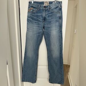 Men’s Ariat Straight Leg Jeans Size 32/34